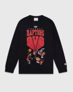 LOONEY TUNES™ X RAPTORS FAST BREAK LONGSLEEVE T-SHIRT